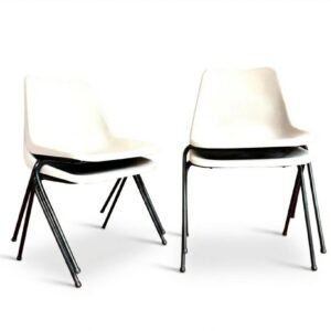 Cadeiras Robin Day L`atelier anos 70