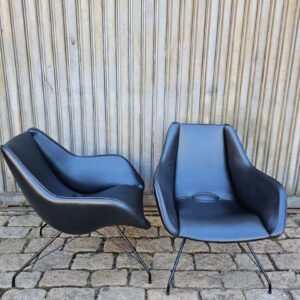 Par poltronas Concha Couro